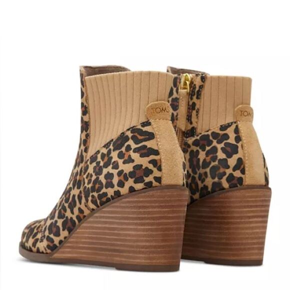 Tom’s | Leopard Print Wedge Heel Booties - Picture 4 of 9